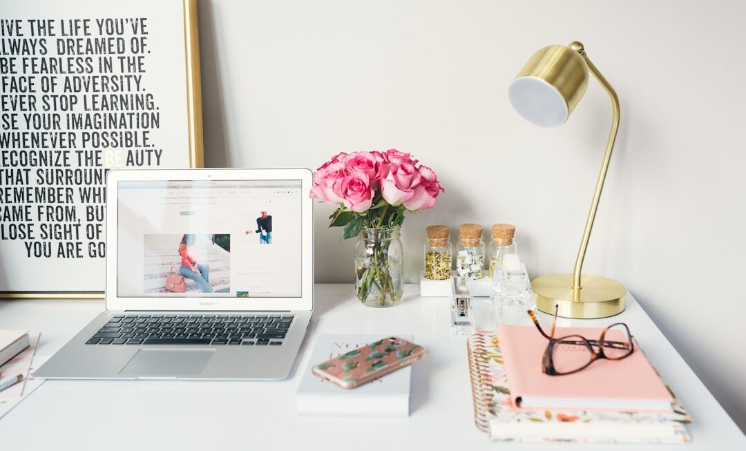 Arta de a-ți organiza propriul blog: Sfaturi pentru a crea conținut care inspiră