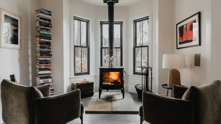 Călătorie în lumea cafenelelor cu vibe boem: Descoperă locuri care te inspiră