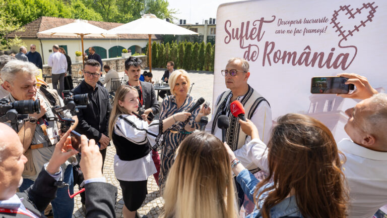 Peste 10.000 de participanți și 80 de mici producători locali, în a treia ediție a festivalului Suflet de România – VIDEO