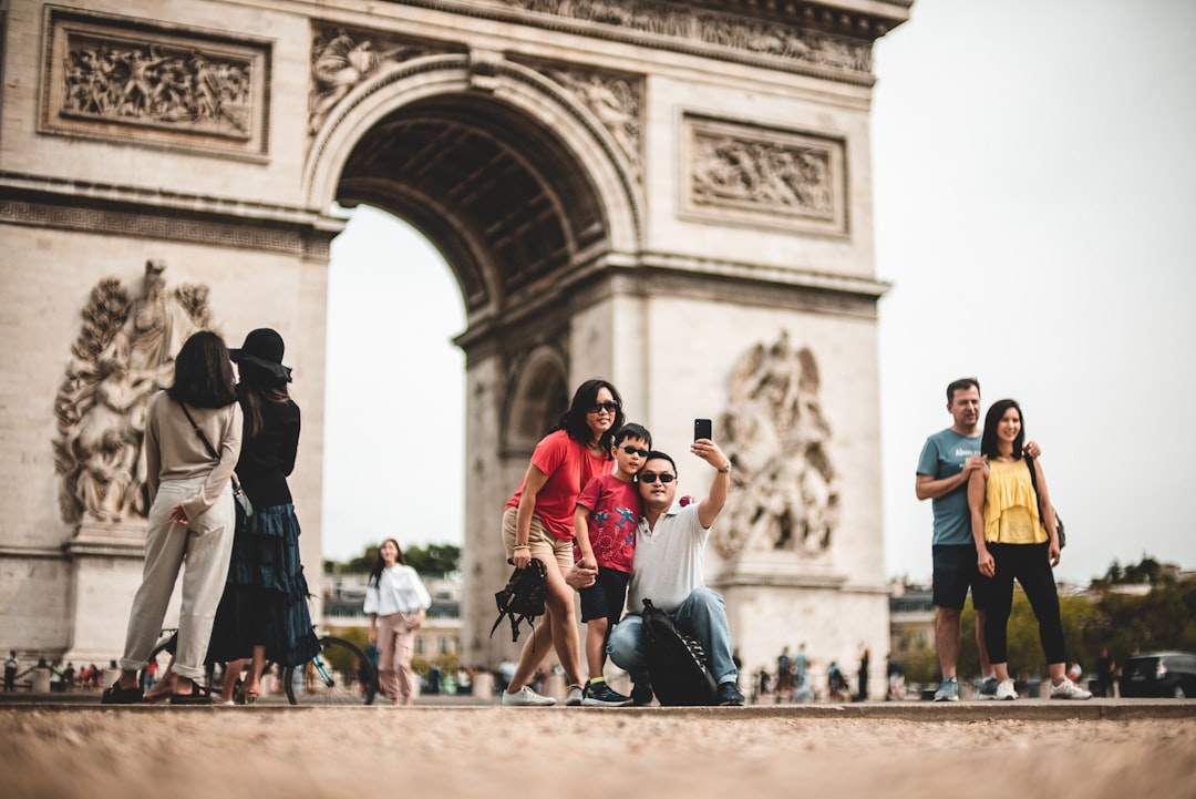 Photo tourists