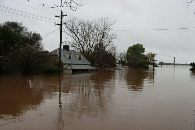 Photo flood prevention