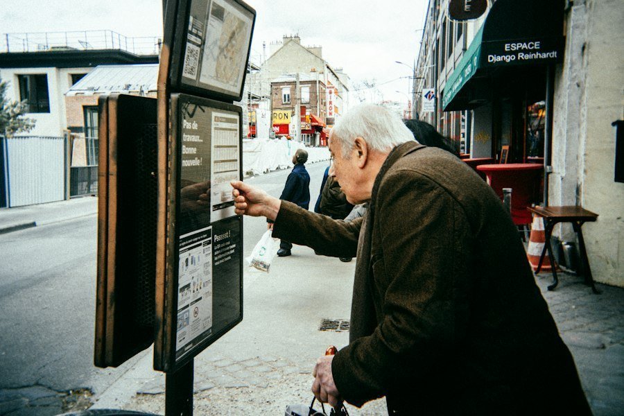 access public information